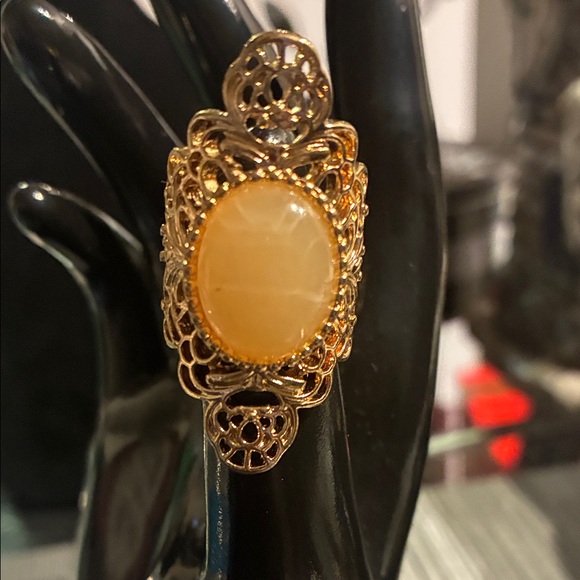 Jewelry - Gold Filigree Ring